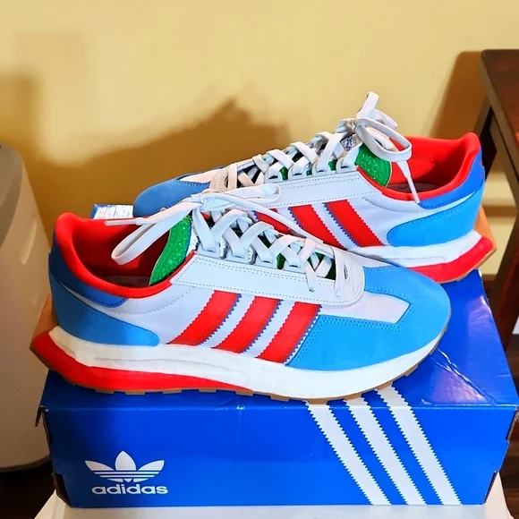 Unisex Adidas Retropy sneakers - Picture 1 of 5